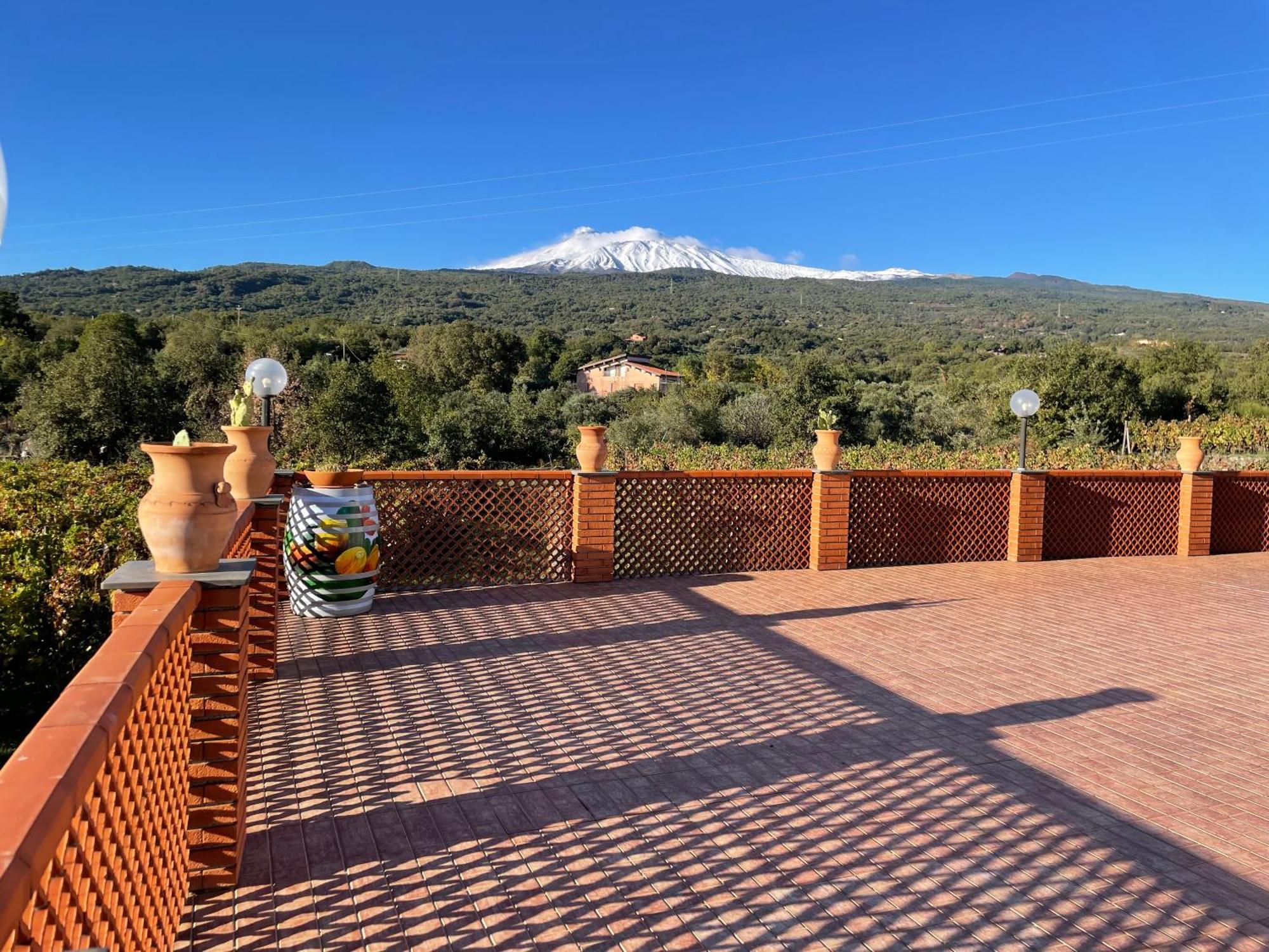 Camia Etna House Appartement Piedimonte Etneo Buitenkant foto