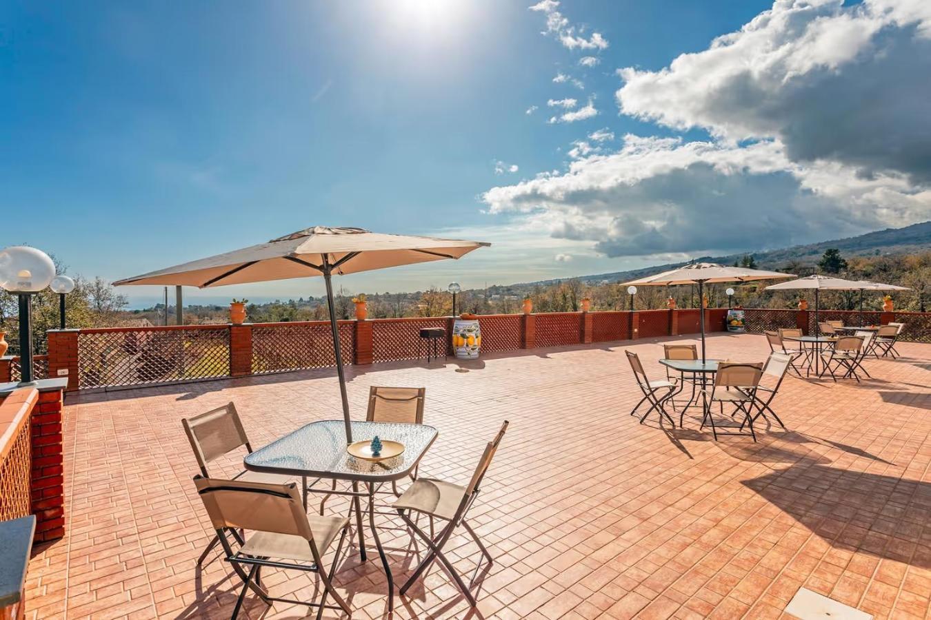Camia Etna House Appartement Piedimonte Etneo Buitenkant foto