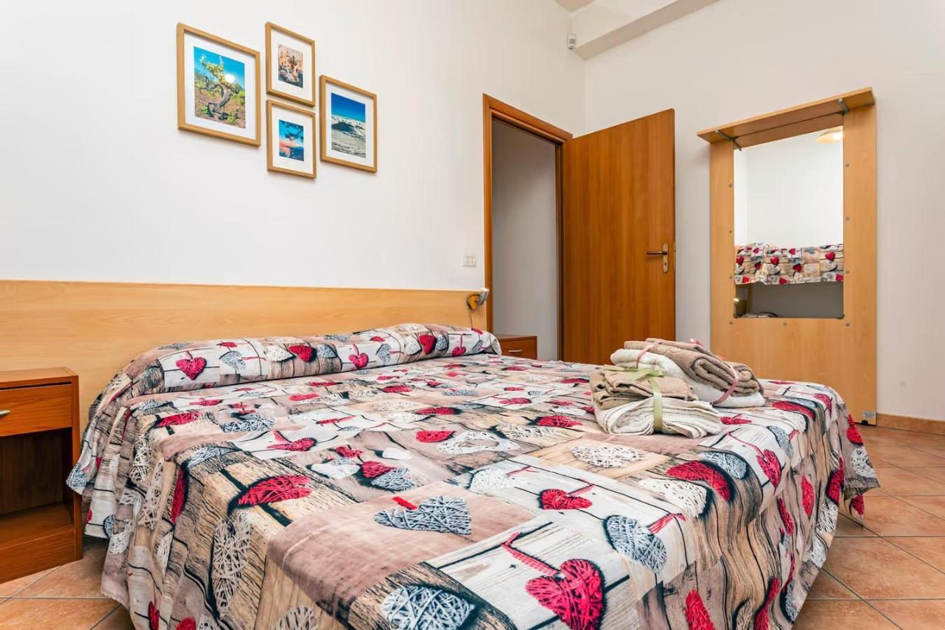 Camia Etna House Appartement Piedimonte Etneo Buitenkant foto